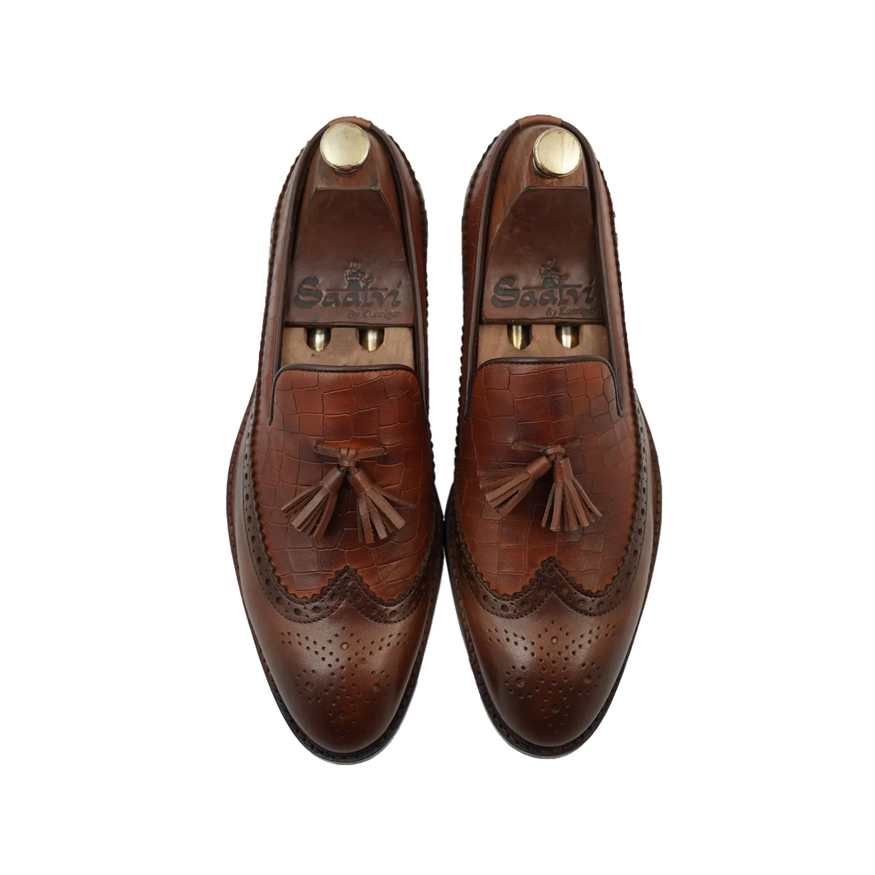 Twin Texture Wingcap Tassel Loafers