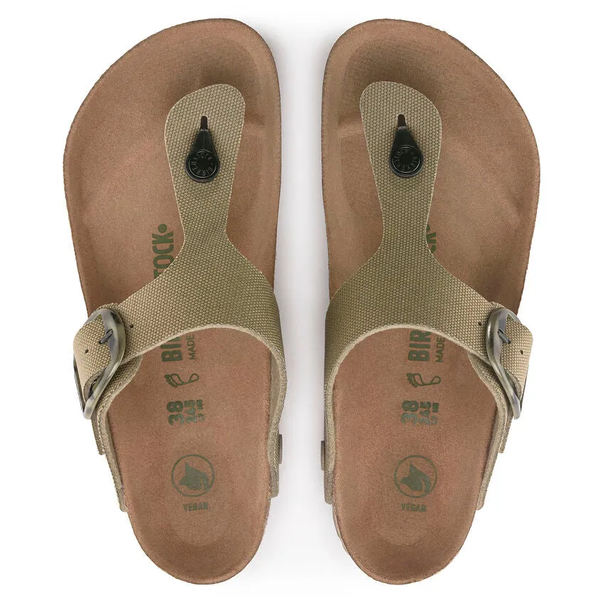 WOMEN'S BIRKENSTOCK GIZEH BIG BUCKLE RIVET LOGO SANDAL | FADED KHAKI