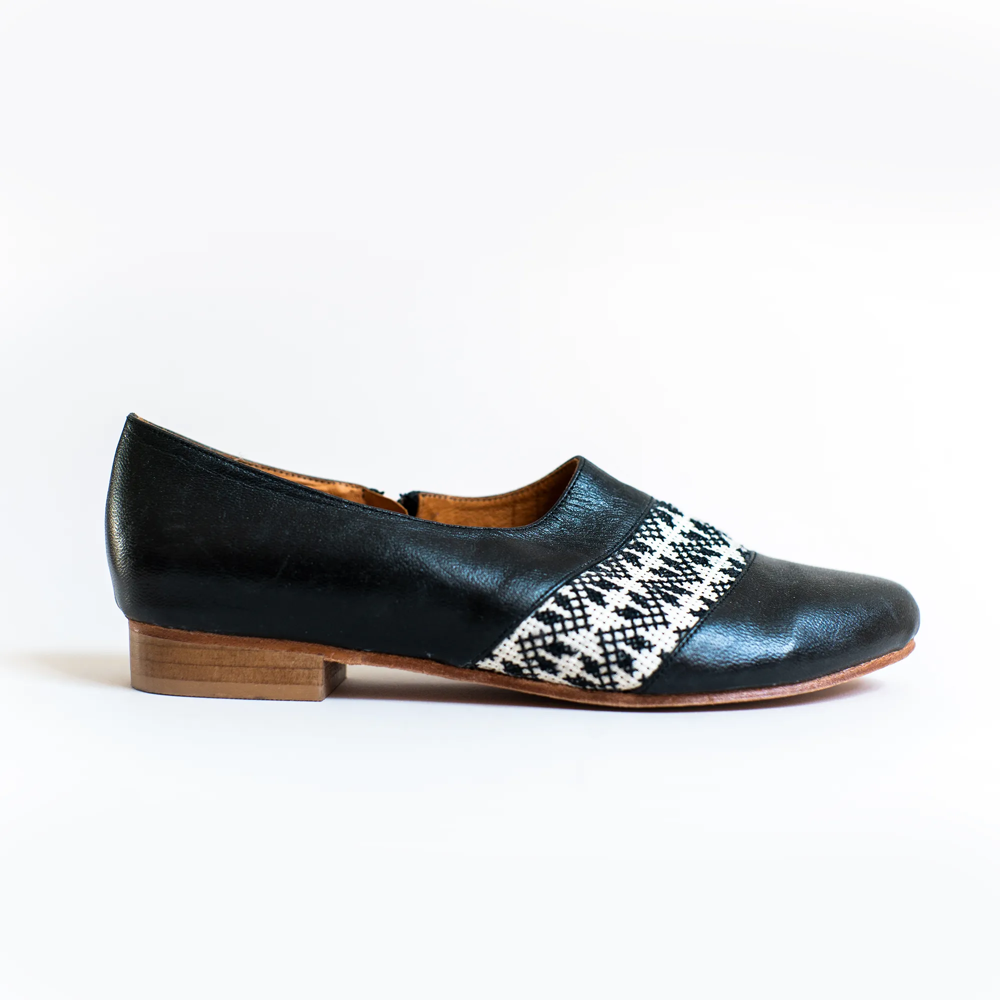 Zaina Oxford - Black (Size EU 36 - US 6)